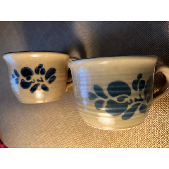 Vintage Pfaltzgraff Folk Art Pattern Tan And Blue Coffee Mugs --Set of 2 - Picture 7 of 8